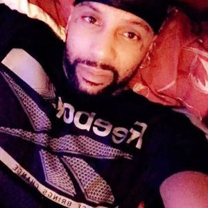 Meet your Posher, Johnnie